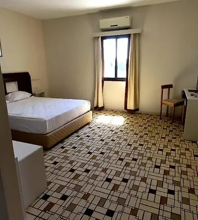 Ξενοδοχείο Medis 4*