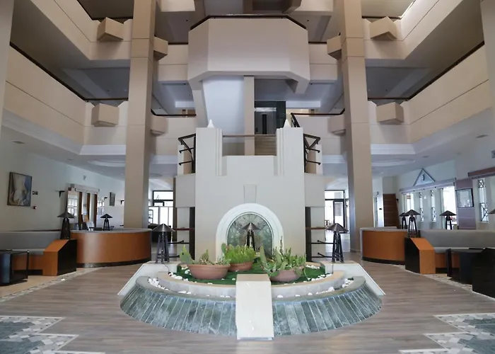 Medis Hotel 4*