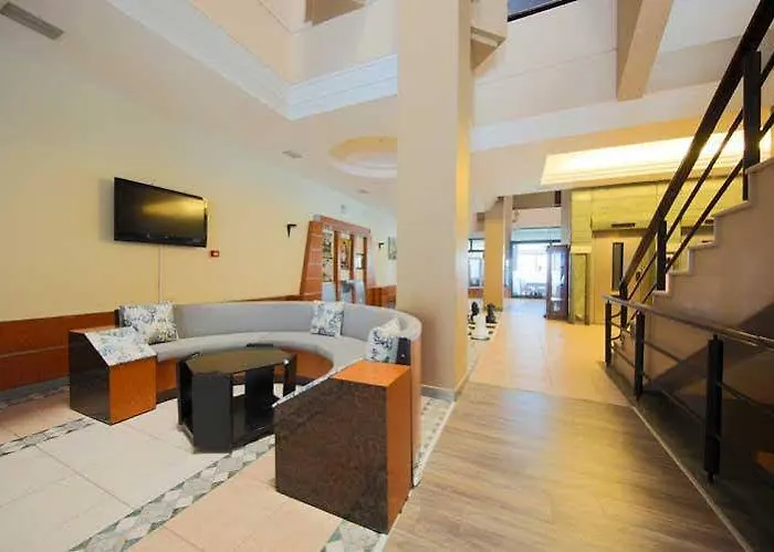 Medis Hotel 4*